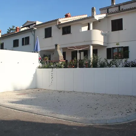 Zara Appartement Banjole